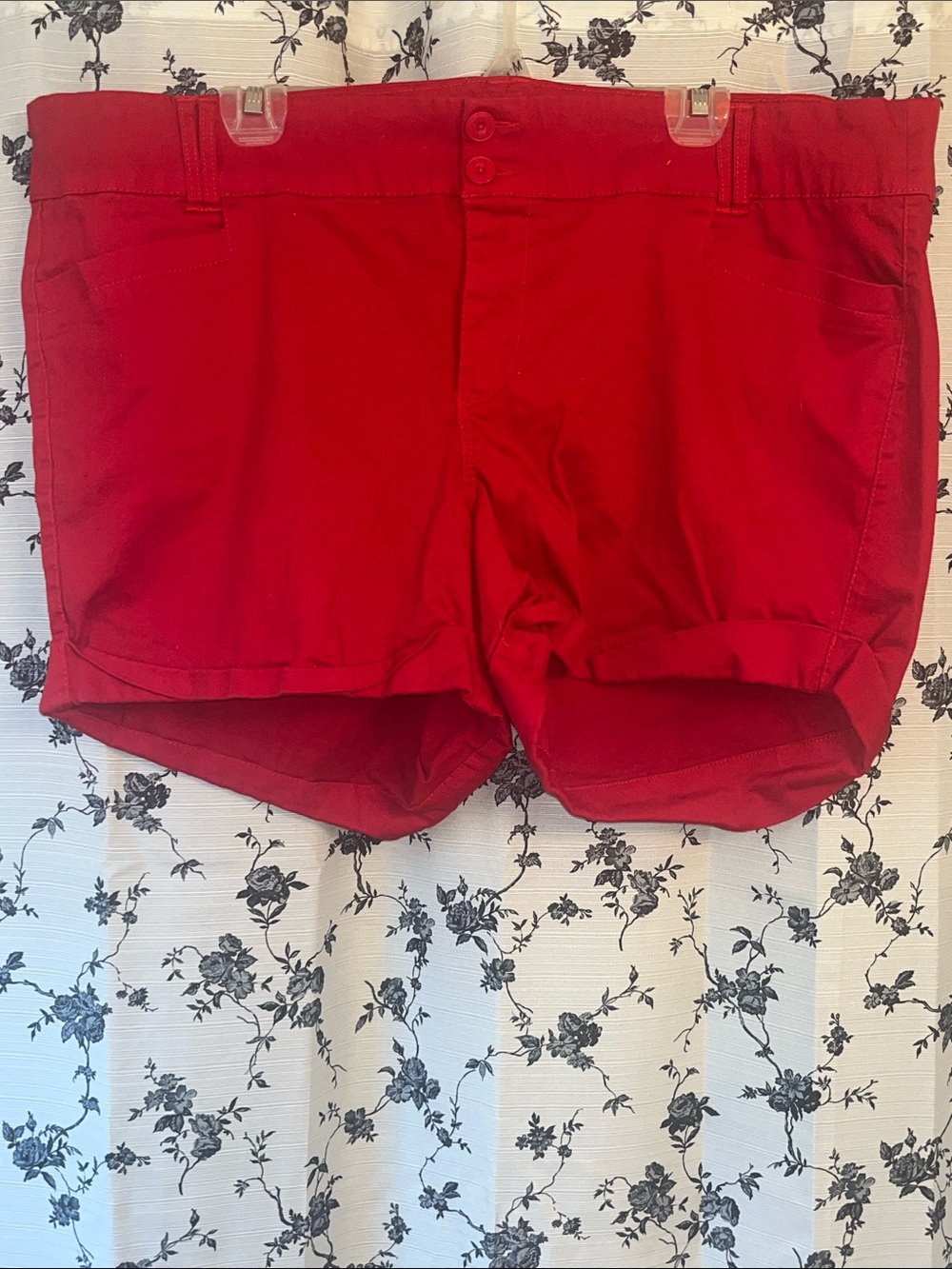 Torrid Bright Red Cuffed Shorts - Picture 2 of 6